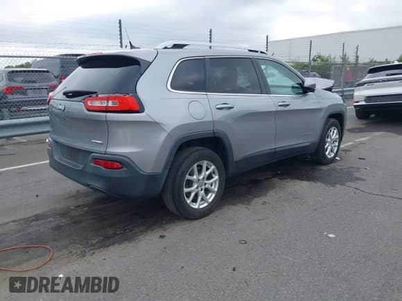 2014 Jeep Cherokee Latitude с VIN 1C4PJMCB4EW209648, выставлен на аукционе IAAI как лот 42862780 с пробегом 203 552 миль миль и . История ставок и продаж доступна на DreamBid. Изображение 4.