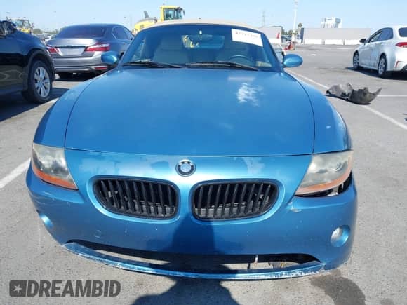 2003 BMW Z4 2.5i with VIN 4USBT33443LR60435, listed as a IAAI auction lot 42747408 with Not provided miles and . Bid and sale history available at DreamBid. Image 12.