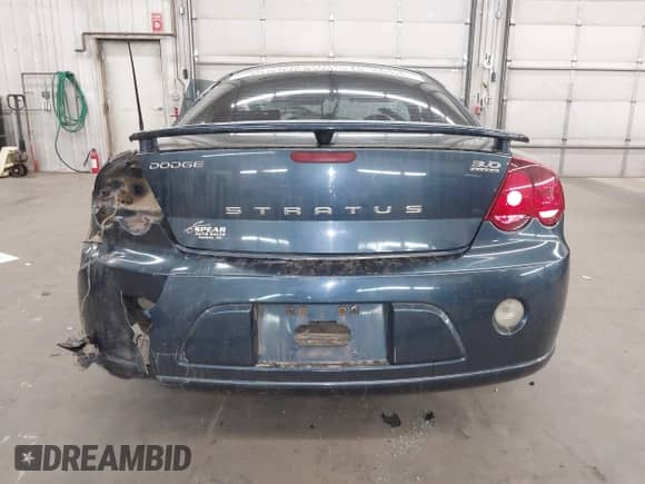 2005 Dodge Stratus with VIN 4B3AG52H05E026365, listed as a IAAI auction lot 42049169 with Not provided miles and . Bid and sale history available at DreamBid. Image 17.