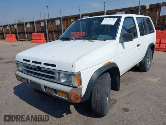1995 Nissan Pathfinder LE with VIN JN8HD17Y5SW029376, listed as a IAAI auction lot 43137078 with 141,847 mi miles and . Bid and sale history available at DreamBid. Image 6.