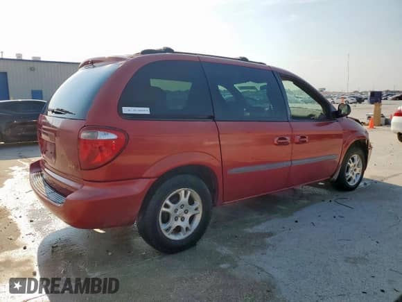 2004 Dodge Caravan SXT with VIN 1D4GP45R84B576599, listed as a Copart auction lot 70283435 with 207,147 mi miles and Clean title. Bid and sale history available at DreamBid. Image 3.