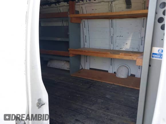 2007 Chevrolet Express Cargo с VIN 1GCHG35V271144142, выставлен на аукционе IAAI как лот 43320304 с пробегом 178 698 миль миль и . История ставок и продаж доступна на DreamBid. Изображение 8.