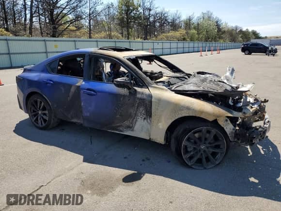 2024 Lexus IS 350 F Sport z VIN JTHBZ1E21R5037572, wystawiony jako Copart lot #56075055 z przebiegiem Nie podano mil oraz Szkoda całkowita • Salvage title. Historia ofert i sprzedaży dostępna na DreamBid. Obrazek 4.