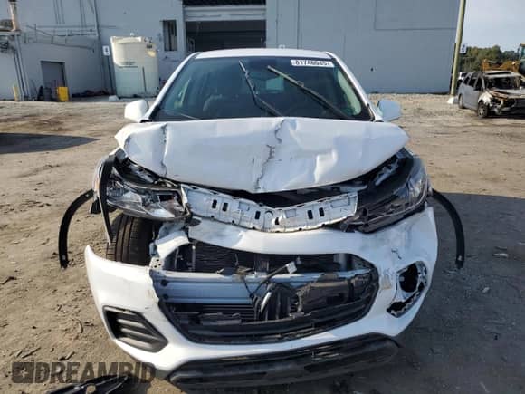 2019 Chevrolet Trax LS with VIN 3GNCJNSB4KL373951, listed as a Copart auction lot 81746045 with 80,977 mi miles and Salvage title. Bid and sale history available at DreamBid. Image 5.