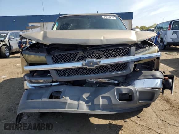 2005 Chevrolet Silverado 1500 Work Truck z VIN 1GCEC19V25Z222771, wystawiony jako Copart lot #81264215 z przebiegiem 179 441 mil mil oraz Czysty tytuł • Clean title. Historia ofert i sprzedaży dostępna na DreamBid. Obrazek 5.