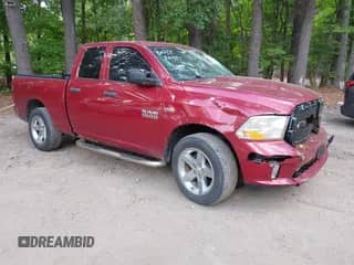 2013 Ram 1500 Express z VIN 1C6RR7FT7DS528398, wystawiony jako IAAI lot #42580759 z przebiegiem 159 178 mil mil oraz . Historia ofert i sprzedaży dostępna na DreamBid. Obrazek 1.