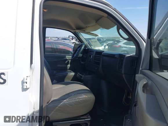 2012 Chevrolet Express Cargo с VIN 1GCWGFBA6C1174927, выставлен на аукционе IAAI как лот 39691777 с пробегом 156 574 миль миль и . История ставок и продаж доступна на DreamBid. Изображение 5.