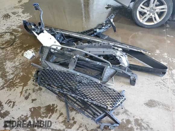 2015 Volvo S60 T5 Platinum с VIN YV1612TM2F2353008, выставлен на аукционе Copart как лот 69185513 с пробегом 70 403 миль миль и . История ставок и продаж доступна на DreamBid. Изображение 12.