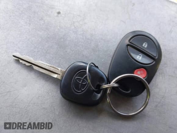 2013 Toyota Tundra Limited с VIN 5TFHW5F17DX310755, выставлен на аукционе IAAI как лот 42721884 с пробегом 122 805 миль миль и . История ставок и продаж доступна на DreamBid. Изображение 11.