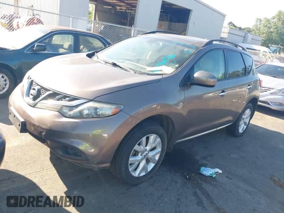 2011 Nissan Murano S z VIN JN8AZ1MW6BW169782, wystawiony jako IAAI lot #42400078 z przebiegiem 230 637 mil mil oraz . Historia ofert i sprzedaży dostępna na DreamBid. Obrazek 2.
