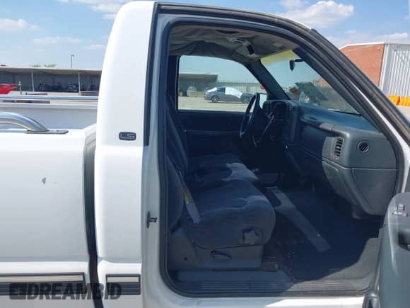 1999 Chevrolet Silverado 1500 LT with VIN 1GCEK14TXXE179834, listed as a IAAI auction lot 43367922 with 178,076 mi miles and . Bid and sale history available at DreamBid. Image 5.