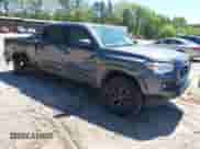 2021 Toyota Tacoma SR5 z VIN 5TFDZ5BN6MX059581, wystawiony jako IAAI lot #42051740 z przebiegiem 65 399 mil mil oraz . Historia ofert i sprzedaży dostępna na DreamBid. Obrazek 1.