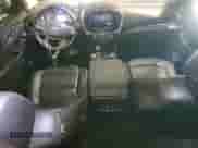 2021 Chevrolet Traverse LT z VIN 1GNEVHKW5MJ140415, wystawiony jako Copart lot #68389965 z przebiegiem 146 997 mil mil oraz Czysty tytuł • Clean title. Historia ofert i sprzedaży dostępna na DreamBid. Obrazek 8.