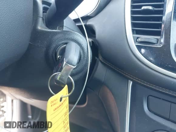 2020 Chevrolet Trax LS z VIN 3GNCJKSB8LL151994, wystawiony jako IAAI lot #42999317 z przebiegiem 18 309 mil mil oraz . Historia ofert i sprzedaży dostępna na DreamBid. Obrazek 11.