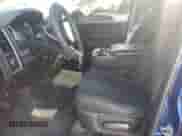 2019 Ram 1500 Tradesman z VIN 1C6RR7FT2KS576985, wystawiony jako Copart lot #69814125 z przebiegiem 127 565 mil mil oraz Szkoda całkowita • Salvage title. Historia ofert i sprzedaży dostępna na DreamBid. Obrazek 7.