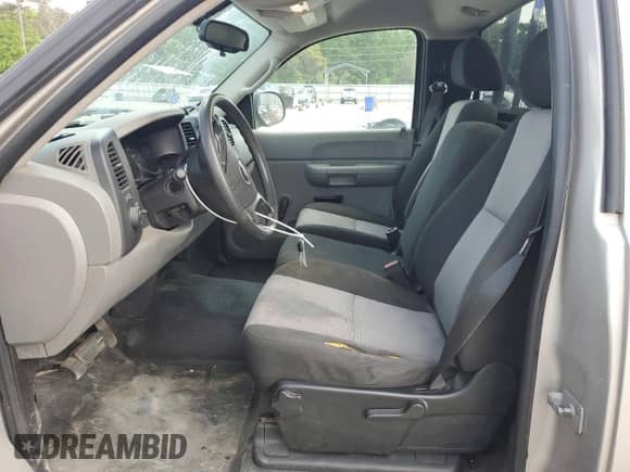 2009 Chevrolet Silverado 1500 Work Truck with VIN 1GCEC14C09Z207472, listed as a Copart auction lot 52365065 with 179,189 mi miles and Salvage title. Bid and sale history available at DreamBid. Image 7.