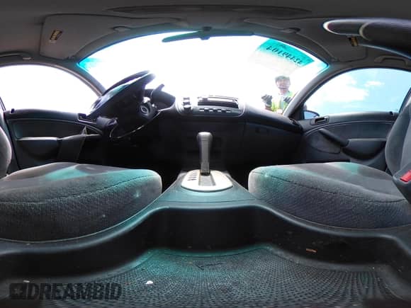 2001 Honda Civic z VIN 1HGEN26471L000172, wystawiony jako IAAI lot #42449104 z przebiegiem 209 151 mil mil oraz . Historia ofert i sprzedaży dostępna na DreamBid. Obrazek 19.