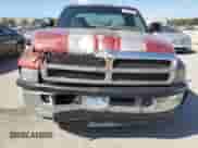1999 Dodge 1500 z VIN 3B7HC13Y3XG166438, wystawiony jako Copart lot #77489184 z przebiegiem 204 102 mil mil oraz Szkoda całkowita • Salvage title. Historia ofert i sprzedaży dostępna na DreamBid. Obrazek 5.