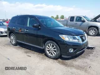 2016 Nissan Pathfinder Platinum with VIN 5N1AR2MM7GC662570, listed as a IAAI auction lot 42003324 with 156,257 mi miles and . Bid and sale history available at DreamBid. Image 1.