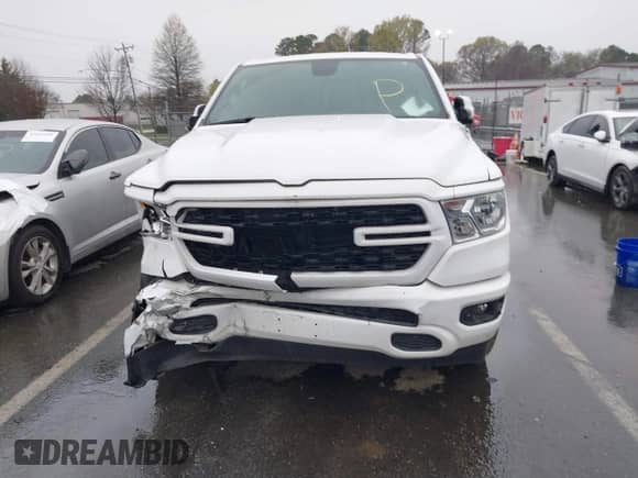 2022 Ram 1500 Big Horn z VIN 1C6RREBT0NN354913, wystawiony jako IAAI lot #41864719 z przebiegiem 37 442 mil mil oraz . Historia ofert i sprzedaży dostępna na DreamBid. Obrazek 12.