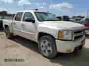 2009 Chevrolet Silverado 1500 LTZ с VIN 3GCEK33339G266158, выставлен на аукционе Copart как лот 63323635 с пробегом 256 933 миль миль и Списание • Salvage title. История ставок и продаж доступна на DreamBid. Изображение 4.
