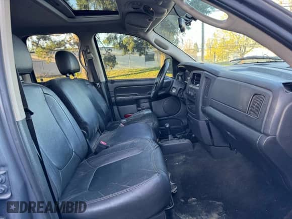 2005 Dodge 1500 SLT with VIN 1D7HU18D35S129646, listed as a Copart auction lot 86195535 with 190,321 mi miles and Clean title. Bid and sale history available at DreamBid. Image 5.