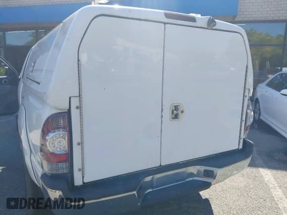 2009 Toyota Tacoma с VIN 5TEUU42NX9Z655849, выставлен на аукционе IAAI как лот 43329118 с пробегом 194 105 миль миль и . История ставок и продаж доступна на DreamBid. Изображение 20.