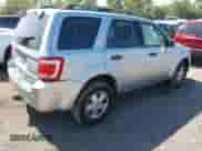 2011 Ford Escape XLT с VIN 1FMCU9DG8BKC03329, выставлен на аукционе IAAI как лот 43192782 с пробегом 122 131 миль миль и . История ставок и продаж доступна на DreamBid. Изображение 4.