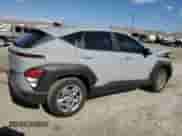 2024 Hyundai Kona SE с VIN KM8HA3AB7RU064765, выставлен на аукционе Copart как лот 67609944 с пробегом 4 759 миль миль и Списание • Salvage title. История ставок и продаж доступна на DreamBid. Изображение 3.