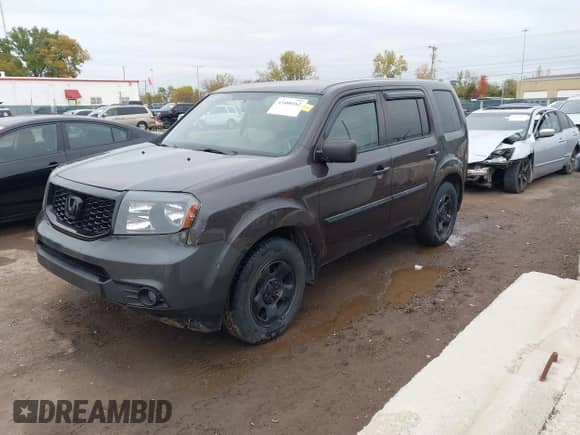 2015 Honda Pilot LX z VIN 5FNYF4H23FB037097, wystawiony jako IAAI lot #43488162 z przebiegiem 191 258 mil mil oraz . Historia ofert i sprzedaży dostępna na DreamBid. Obrazek 2.