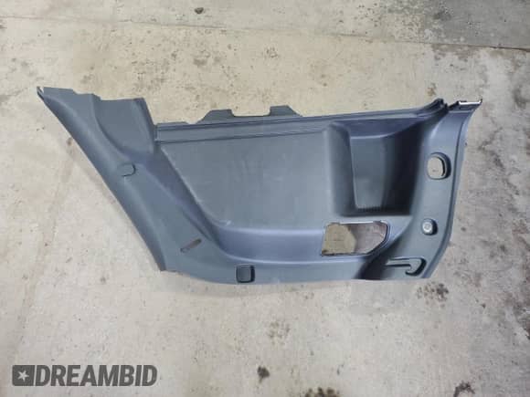 2020 Chevrolet Equinox LT z VIN 3GNAXVEX5LL154978, wystawiony jako Copart lot #80309255 z przebiegiem 40 859 mil mil oraz Szkoda całkowita • Salvage title. Historia ofert i sprzedaży dostępna na DreamBid. Obrazek 13.