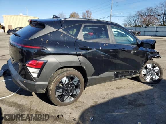2024 Hyundai Kona SEL с VIN KM8HBCAB4RU120982, выставлен на аукционе Copart как лот 83154244 с пробегом 7 606 миль миль и Списание • Salvage title. История ставок и продаж доступна на DreamBid. Изображение 3.