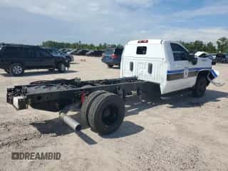 2023 Chevrolet Silverado 3500 with VIN 1GB3WSEY3PF191544, listed as a Copart auction lot 49988104 with 995 mi miles and Salvage title. Bid and sale history available at DreamBid. Image 3.