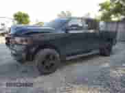 2020 Ram 1500 Big Horn z VIN 1C6RREFG2LN338139, wystawiony jako Copart lot #48244545 z przebiegiem 83 169 mil mil oraz Nie do naprawy • Non repairable. Historia ofert i sprzedaży dostępna na DreamBid. Obrazek 1.