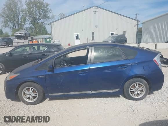 2011 Toyota Prius III с VIN JTDKN3DU6B0298324, выставлен на аукционе IAAI как лот 43491155 с пробегом 230 000 миль миль и . История ставок и продаж доступна на DreamBid. Изображение 14.