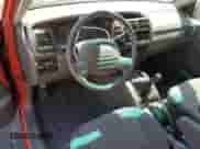 2002 Chevrolet Tracker с VIN 2CNBJ18C126919389, выставлен на аукционе Copart как лот 59916845 с пробегом Не указан миль и Списание • Salvage title. История ставок и продаж доступна на DreamBid. Изображение 8.