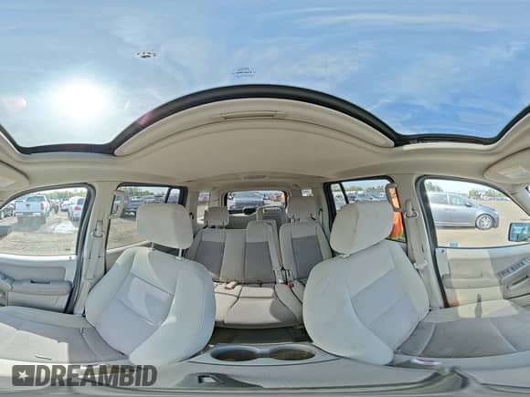 2007 Ford Explorer XLT z VIN 1FMEU73E57UB23172, wystawiony jako Copart lot #81041155 z przebiegiem 172 387 mil mil oraz Szkoda całkowita • Salvage title. Historia ofert i sprzedaży dostępna na DreamBid. Obrazek 15.