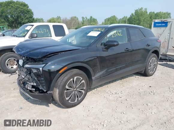 2024 Chevrolet Blazer EV eAWD LT z VIN 3GNKDBRJ1RS202654, wystawiony jako IAAI lot #42925562 z przebiegiem 23 503 mil mil oraz . Historia ofert i sprzedaży dostępna na DreamBid. Obrazek 18.