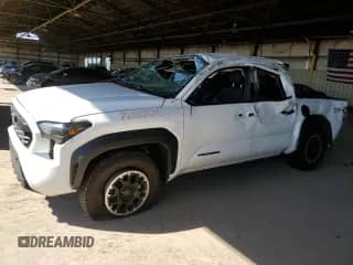 2024 Toyota Tacoma SR5 with VIN 3TYLB5JN1RT001588, listed as a Copart auction lot 72055575 with 21,312 mi miles and Salvage title. Bid and sale history available at DreamBid. Image 1.