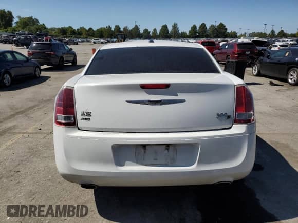 2014 Chrysler 300 S с VIN 2C3CCAGGXEH190328, выставлен на аукционе Copart как лот 71784955 с пробегом 77 421 миль миль и Списание • Salvage title. История ставок и продаж доступна на DreamBid. Изображение 6.