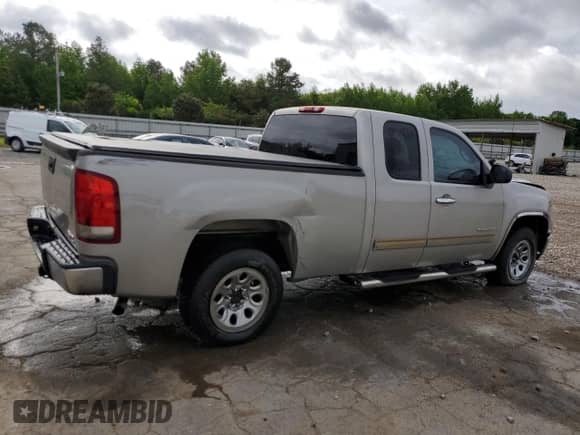 2007 GMC Sierra 1500 SLE1 with VIN 1GTEC19C77Z509816, listed as a Copart auction lot 54752725 with 194,520 mi miles and Salvage title. Bid and sale history available at DreamBid. Image 3.