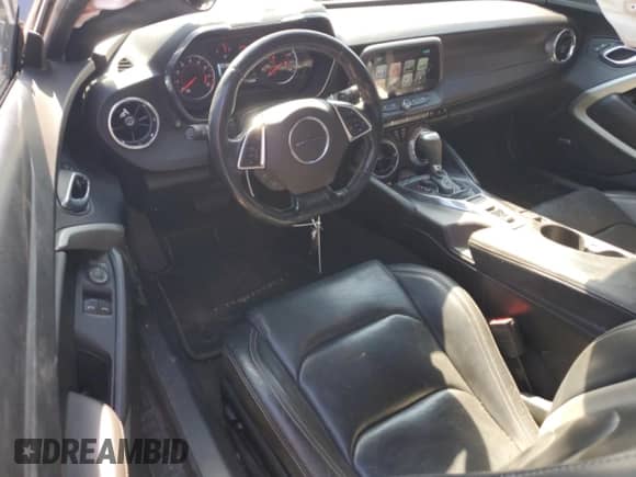 2017 Chevrolet Camaro 2LT z VIN 1G1FD1RX4H0191950, wystawiony jako Copart lot #46612155 z przebiegiem 118 599 mil mil oraz Szkoda całkowita • Salvage title. Historia ofert i sprzedaży dostępna na DreamBid. Obrazek 8.