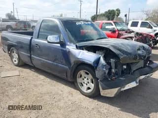 2000 Chevrolet Silverado 1500 LS z VIN 1GCEC14T1YZ289677, wystawiony jako IAAI lot #41534790 z przebiegiem 214 103 mil mil oraz . Historia ofert i sprzedaży dostępna na DreamBid. Obrazek 1.