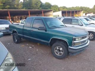 1998 Chevrolet Silverado 1500 z VIN 2GCEC19R7W1234864, wystawiony jako IAAI lot #42776664 z przebiegiem 312 691 mil mil oraz . Historia ofert i sprzedaży dostępna na DreamBid. Obrazek 1.