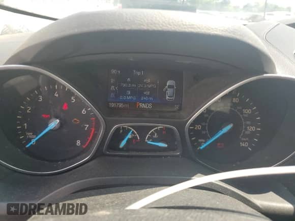 2017 Ford Escape SE z VIN 1FMCU9GD0HUB50494, wystawiony jako Copart lot #69299385 z przebiegiem 191 795 mil mil oraz Czysty tytuł • Clean title. Historia ofert i sprzedaży dostępna na DreamBid. Obrazek 9.