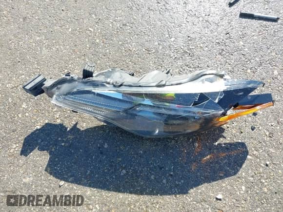 2019 Toyota Corolla LE with VIN 5YFBURHE9KP905654, listed as a IAAI auction lot 43098046 with 59,277 mi miles and . Bid and sale history available at DreamBid. Image 12.