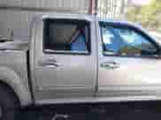 2010 Chevrolet Colorado 1LT z VIN 1GCDSCDE0A8101688, wystawiony jako IAAI lot #41631414 z przebiegiem 220 308 mil mil oraz . Historia ofert i sprzedaży dostępna na DreamBid. Obrazek 13.