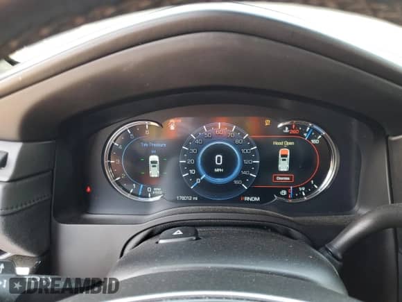 2016 Cadillac Escalade ESV Platinum z VIN 1GYS4KKJXGR476500, wystawiony jako Copart lot #59027615 z przebiegiem 178 012 mil mil oraz Szkoda całkowita • Salvage title. Historia ofert i sprzedaży dostępna na DreamBid. Obrazek 9.