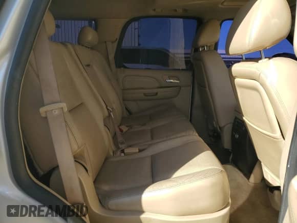 2009 Cadillac Escalade с VIN 1GYFC43559R226540, выставлен на аукционе Copart как лот 42137305 с пробегом 45 280 миль миль и Списание • Salvage title. История ставок и продаж доступна на DreamBid. Изображение 11.