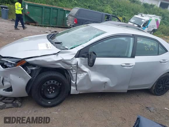 2019 Toyota Corolla L с VIN 2T1BURHE0KC153732, выставлен на аукционе IAAI как лот 43056439 с пробегом 59 758 миль миль и . История ставок и продаж доступна на DreamBid. Изображение 13.